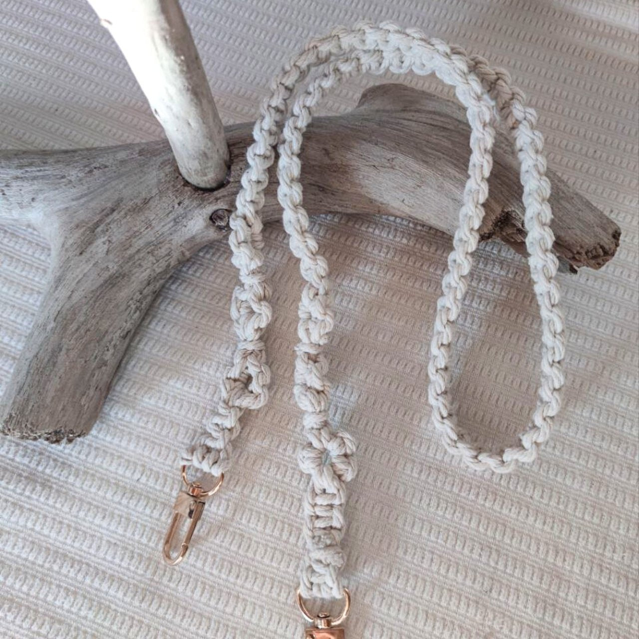 Tracolla in Macramè Bianco